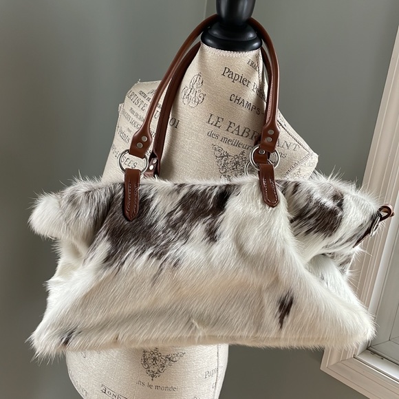 Cowhide weekender bag EUC - Picture 6 of 13